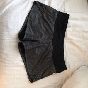Lululemon run times shorts